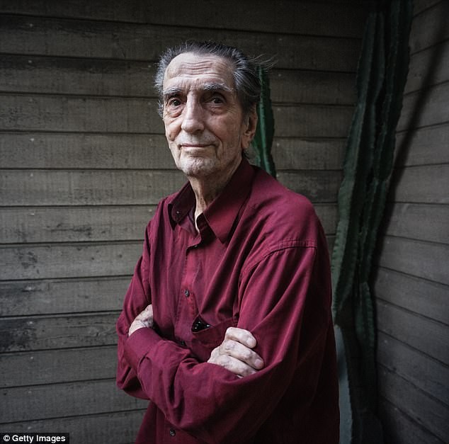 Nam diễn viên “Bố già” qua đời ở tuổi 91 ảnh 1 Nam diễn viên gạo cội người Mỹ Harry Dean Stanton đã vừa qua đời ở tuổi 91.