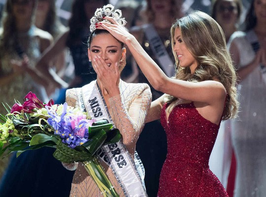 Cận cảnh nhan sắc tân Hoa hậu Hoàn vũ - Ảnh 1. Cận cảnh nhan sắc tân Hoa hậu Hoàn vũ - Ảnh 1.