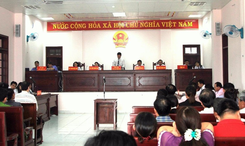 Hậu Giang: Hoãn xét xử vụ án Công ty cổ phần Lương thực Hậu Giang