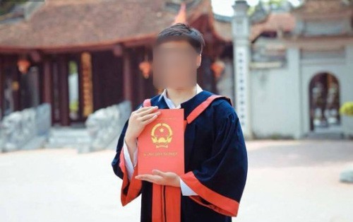 Tìm thấy nam sinh đại học Ngoại thương mất tích trong tư thế treo cổ