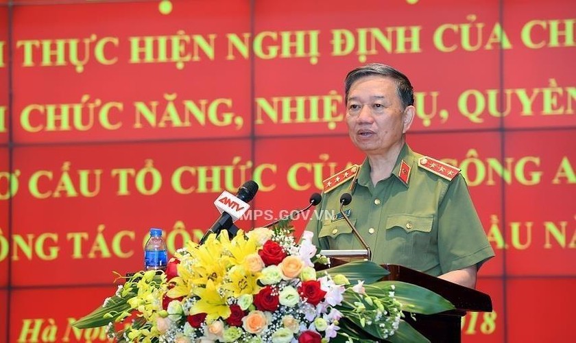 Công an nhân dân Việt Nam - 73 năm xây dựng, chiến đấu và trưởng thành