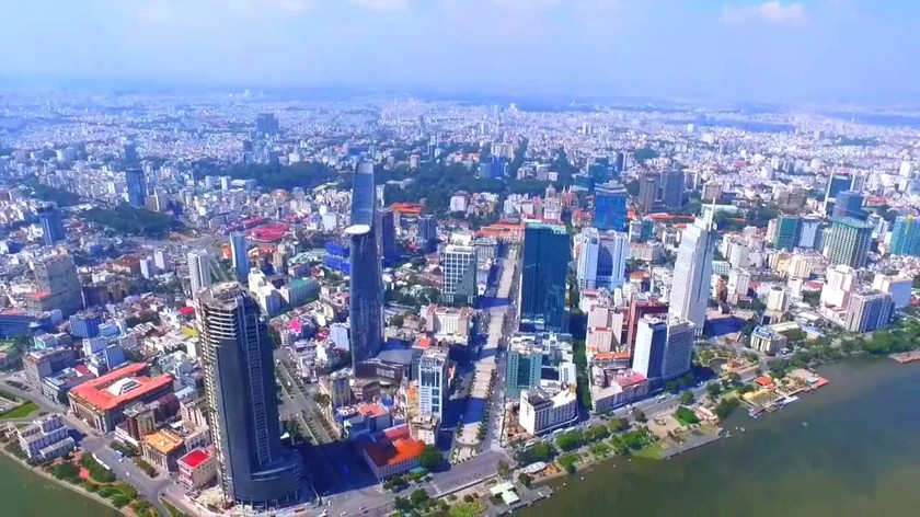 Nhờ định hướng đúng đắn, Việt Nam ngày càng phát triển và khẳng định vị thế trên trường quốc tế.