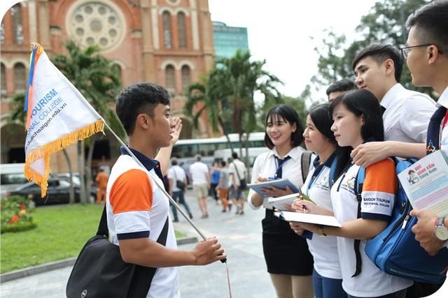 Hỗ trợ hướng dẫn viên du lịch khó khăn trong đại dịch: Nhiều địa phương còn lúng túng 