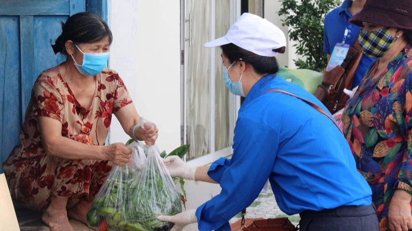 Trong cơn đại dịch, nhiều hành vi biểu hiện tình người cao đẹp.