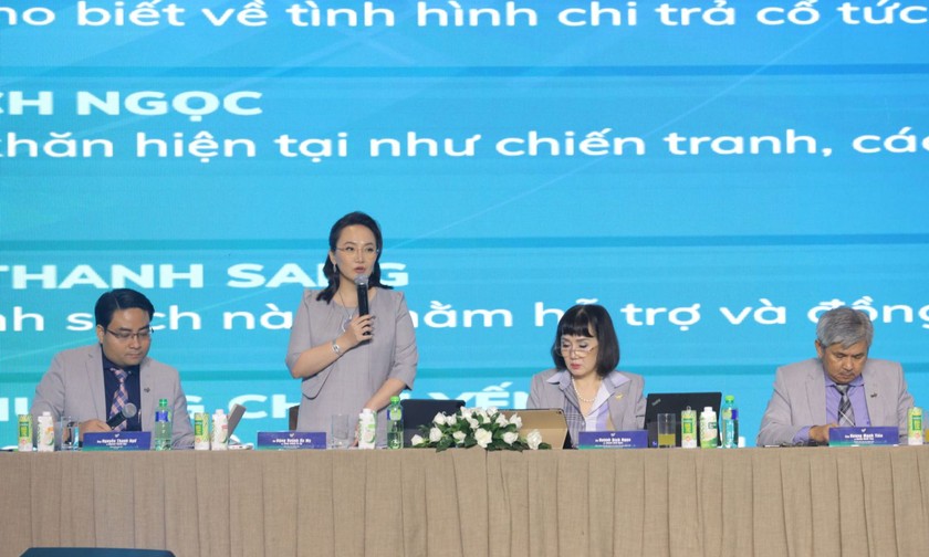 Đoàn chủ tọa SBT tại ĐHĐCĐ thường niên 2021-2022