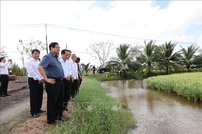 Thủ tướng Phạm Minh Chính khảo sát các dự án hạ tầng quan trọng tại Bạc Liêu