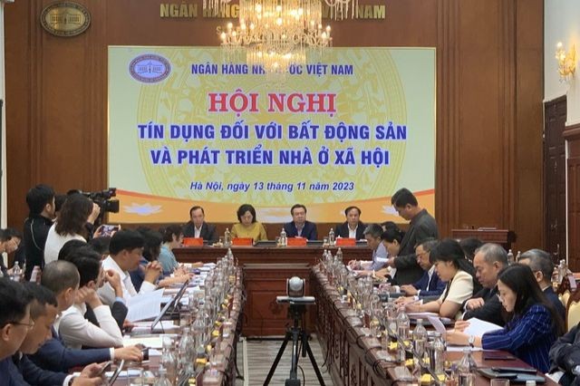 Ngân hàng bàn chuyện tín dụng phát triển nhà ở xã hội