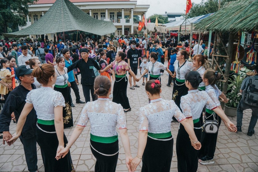 Sắc màu văn hóa dân tộc tại Mộc Châu - (Ảnh từ trang Trái tim Sơn La)