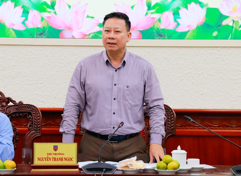 Thứ trưởng Nguyễn Thanh Ngọc phát biểu kết luận buổi làm việc.