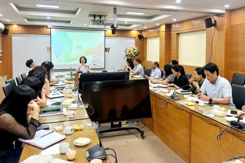Toàn cảnh hội nghị.