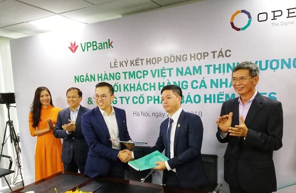 Khách hàng của VPBank có thể mua bảo hiểm OPES trong vòng 3 phút và nhận bồi thường trong 24 giờ