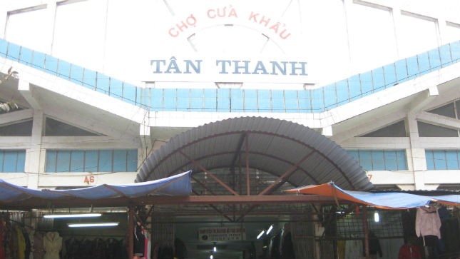 Buôn bán với Trung Quốc, “trở tay không kịp”