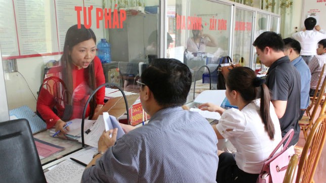 Thủ tục hành chính liên quan đến tư pháp ngày càng tạo thuận lợi  cho người dân. Ảnh minh họa