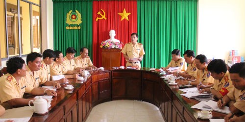 Phòng Cảnh sát đường thủy Công an Đồng Tháp họp triển khai "đánh án" trên sông