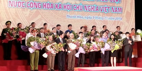 UBND tỉnh Thanh Hóa tặng Bằng khen cho cá nhân, tổ chức có thành tích