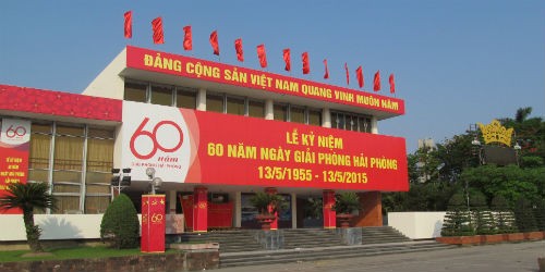 Quang cảnh nơi tổ chức Lễ kỷ niệm 60 năm ngày Hải Phòng giải phóng