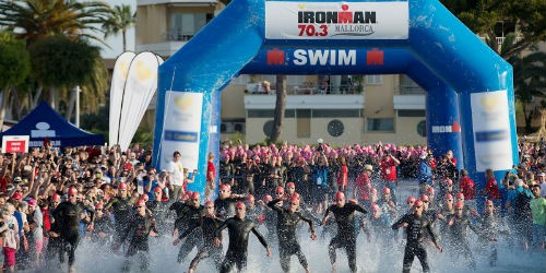 Ironman 70.3 Việt Nam cuộc thi hỗn hợp gồm bới lội (1,9 km), (1,9 km), đạp xe (90 km) và chạy bộ (21,1 km)