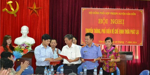 Văn phòng Thừa phát lại Cẩm Phả ký Quy chế phối hợp với các đơn vị trên địa bàn