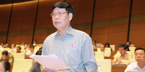 Đại biểu Quốc hội Phạm Xuân Thường (Thái Bình) phát biểu tại hội trường