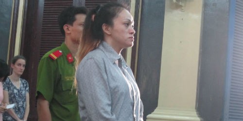 Bị cáo Lê bị xử hơn 1 năm tù về tội tàng trữ trái phép chất ma túy