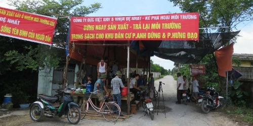 Người dân bao vây doanh nghiệp vì gây ô nhiễm