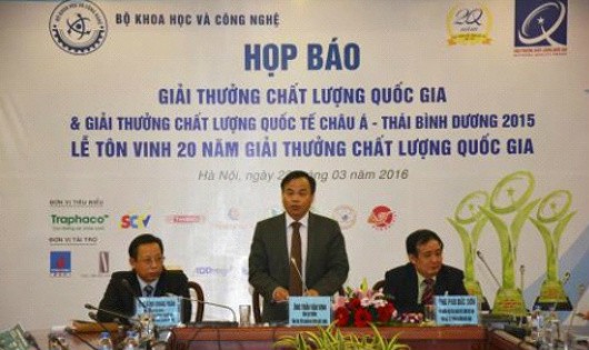 Ông Trần Văn Vinh, Tổng cục trưởng Tổng cục Tiêu chuẩn Đo lường Chất lượng phát biểu tại họp báo