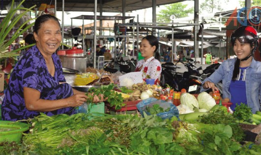 Chợ truyền thống vẫn là mô hình bán lẻ quan trọng trong thời gian tới