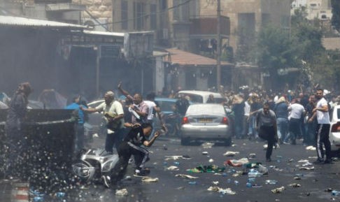 Xung đột đã gia tăng ở Đông Jerusalem trong những ngày gần đây. Ảnh: Reuters/VOV