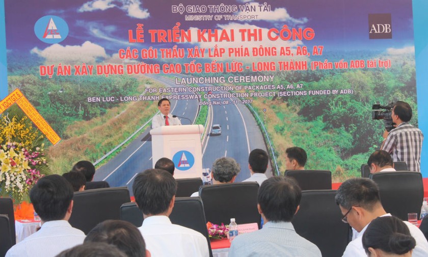 Lãnh đạo Bộ GTVT phát biểu tại buổi lễ