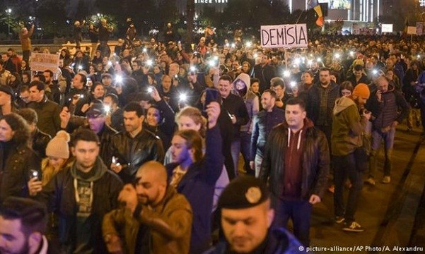 Biểu tình ở Romania. Nguồn: Getty Images/TTXVN
