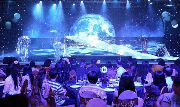Khách hàng của Sun Group thăng hoa cảm xúc trong đêm nghệ thuật hoành tráng