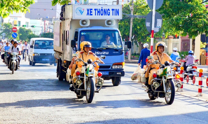 Kiên quyết không để xảy ra ùn tắc giao thông kéo dài trước, trong và sau kỳ thi THPT quốc gia và tuyển sinh Đại học, Cao đẳng năm 2018 trên địa bàn TP Cần Thơ