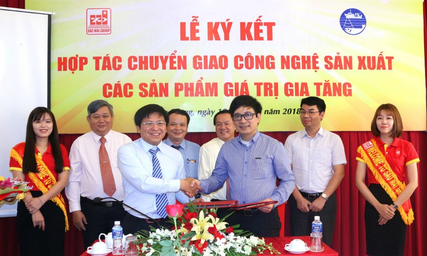 Tập đoàn Sao Mai & Viện Nghiên cứu Hải sản ký kết hợp tác chuyển giao công nghệ sản xuất các sản phẩm giá trị gia tăng con cá tra Việt Nam