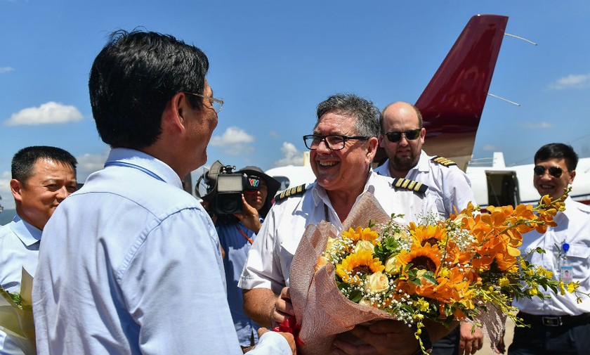 Cơ trưởng Charles John Fogarty - phi công đầu tiên đáp máy bay xuống Sân bay Vân Đồn đánh giá cao chất lượng quốc tế của Sân bay