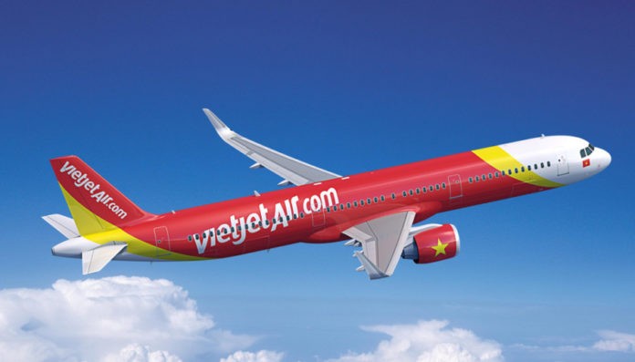 Hai màu trắng và đỏ là biểu tượng của hàng hãng không Vietjet