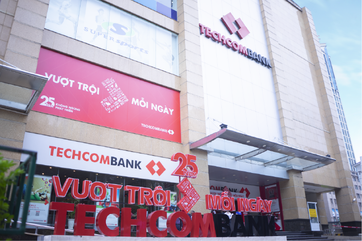 Techcombank "chơi lớn" khi miễn phí hoàn toàn mọi giao dịch trực tuyến F@st Ebank cho doanh nghiệp