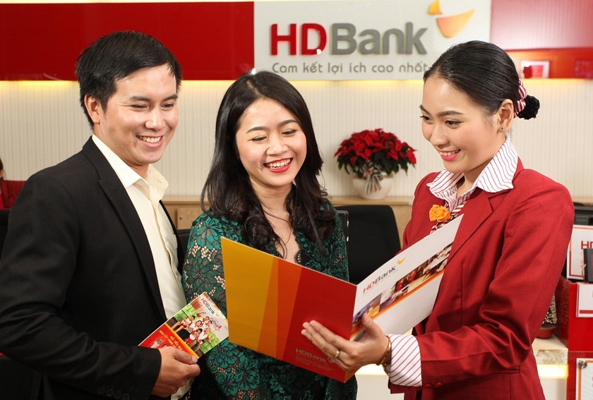 HDBank dành 5.000 tỷ đồng tài trợ chuỗi kinh doanh xăng dầu của Petrolimex và PVOIL