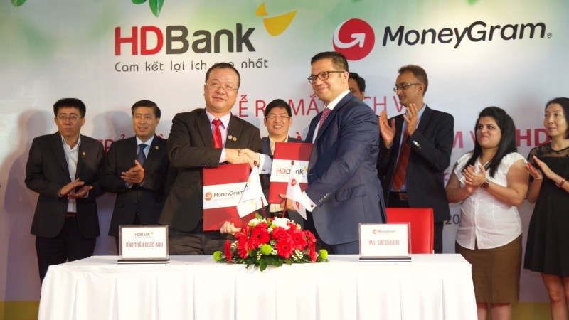 HDBank và MoneyGram hợp tác triển khai dịch vụ chi trả kiều hối tại nhà