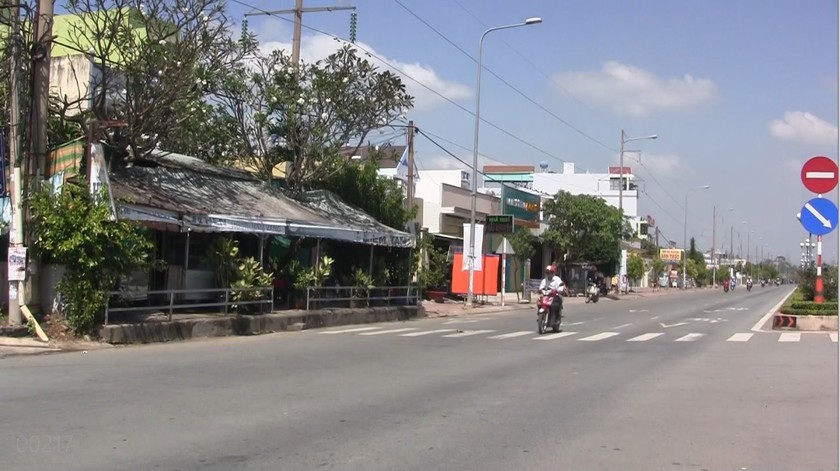 Quốc lộ 1A đoạn đi qua thành phố Tân An