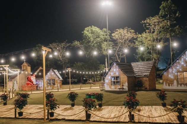 Ecopark rực rỡ mùa giáng sinh 2019