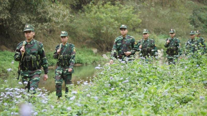 Bộ đội Biên phòng tuần tra bảo vệ biên giới, giữ gìn an ninh, trật tự trên địa bàn