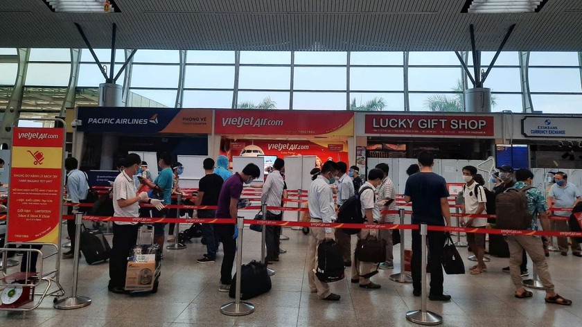 Vietjet đưa hơn 800 khách từ tâm dịch Đà Nẵng trở về nhà