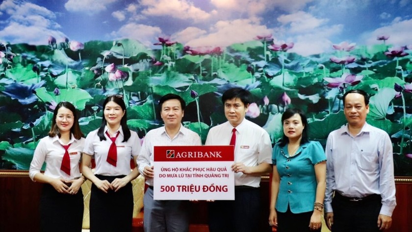 Agribank dành 3 tỷ đồng hỗ trợ đồng bào 6 tỉnh khu vực miền Trung khắc phục thiên tai