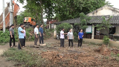 Khảo sát mặt bằng trước khi thực hiện Dự án “Chương trình đô thị miền núi phía Bắc TP Điện Biên Phủ”.