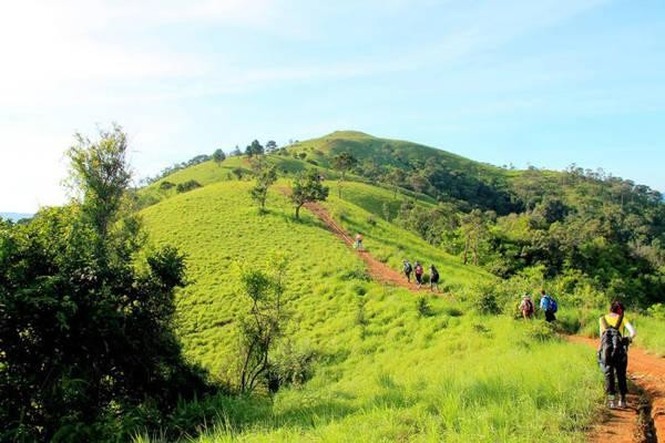 Cung đường Tà Năng - Phan Dũng đẹp nhưng đầy nguy hiểm.