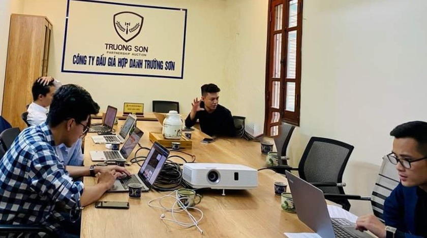 Hiện tại Trường Sơn là công ty duy nhất hoàn thiện được hệ thống đấu giá quyền SDĐ bằng hình thức trực tuyến.