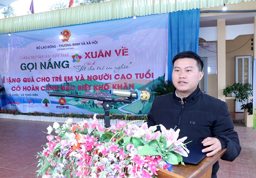 Chương trình “Tết cho trẻ em nghèo” trao tặng 250 triệu đồng cho người cao tuổi và trẻ em vùng cao Hà Giang ảnh 7 Chương trình “Tết cho trẻ em nghèo” trao tặng 250 triệu đồng cho người cao tuổi và trẻ em vùng cao Hà Giang ảnh 7