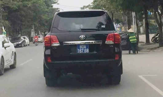 Chiếc xe Toyota Land Cruiser do Cienco4 tặng mang biển 80A.