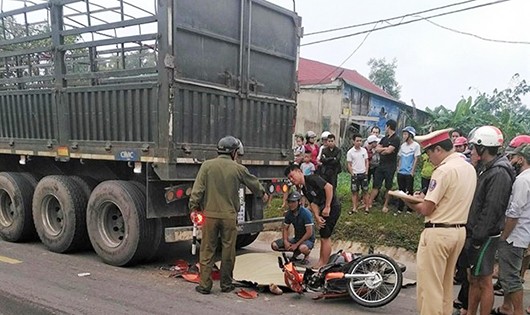 Hiện trường vụ tai nạn (ảnh D Hoàng)