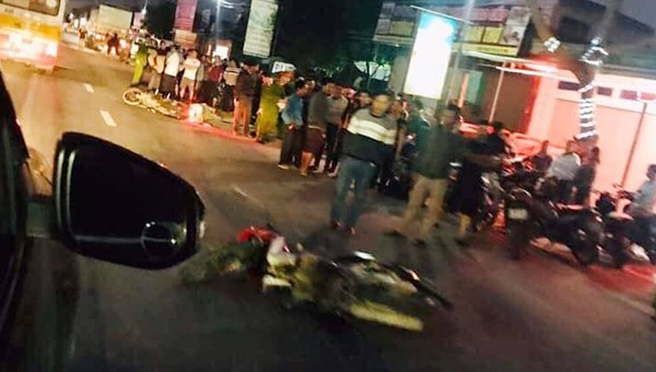 Hiện trường vụ tai nạn khiến một thiếu úy tử vong, một người khác bị thương nặng khi đang trên đường đi nhận công tác. 